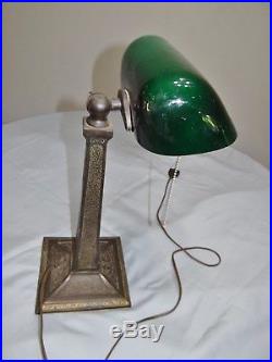 Aladdin Emeralite Art Deco Desk Bankers Lamp Cast Iron Green Glass Shade Antique
