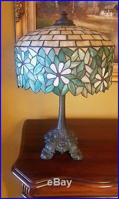 Arts & Crafts, Nouveau Wilkinson Leaded Slag Stained Glass Bronze Lamp