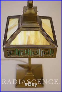 BRADLEY HUBBARD MISSION ARTS CRAFTS DECO KEY STAINED GLASS BRONZE TABLE LAMP 20s