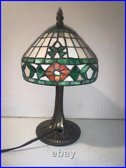 Enjoy Tiffany Style Table Lamp Red Flowers Green Leaf Stained Glass Vintage 12H