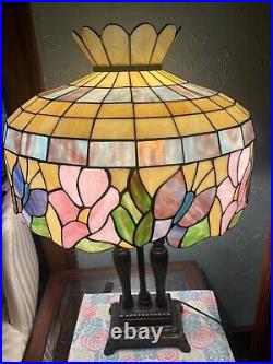 Lily Flower Butterfly Stained Glass Handcrafted Table Lamp Dual Light Base WOW