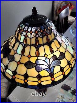 Meyda Tiffany Style (26984) Table Lamp Light Stained Glass Shade Desk Art Mosaic