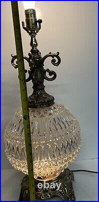 Round Vintage Art-Deco DIAMOND POINT GLASS TABLE Mid Century Modern 2 Light Lamp