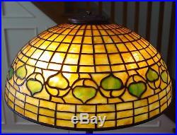 Tiffany Studios leaded glass table lamp-Acorn pattern-15451
