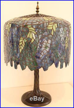 Tiffany Style Stained Glass Wisteria 3 light 25 Table Lamp