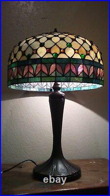 Tiffany Style Stained Glass table Lamp