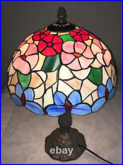 VNTG Stained Glass Colorful Flowers Tiffany Style Table Light Accent Lamp 18 H