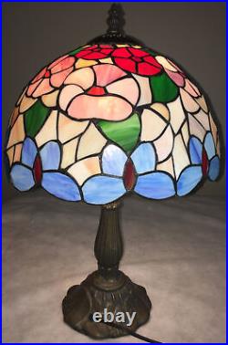 VNTG Stained Glass Colorful Flowers Tiffany Style Table Light Accent Lamp 18 H