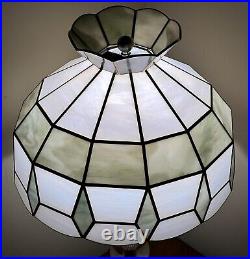 Very Unique Tiffany Style / Art Deco Stained Glass Table Lamp