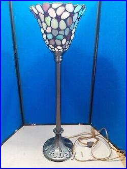 Vintage Dale Tiffany Authentic Stained Glass Table Lamp Signed