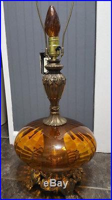 Vintage Hollywood Regency Amber Glass Mid-Century Modern Table Lamp. (RARE)