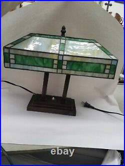 Vintage Tiffany Style Art Glass Table Lamp Desk Light