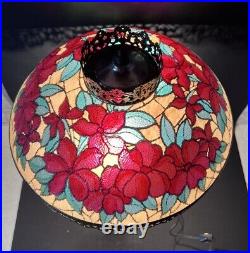 Vintage Tiffany Style Red Rose Decorative MCM Glass Table Lamp Marked GIM 1971